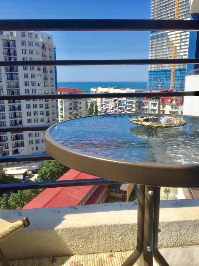 Pirosmani 18D, 12 Floor Apartment Батуми Екстериор снимка