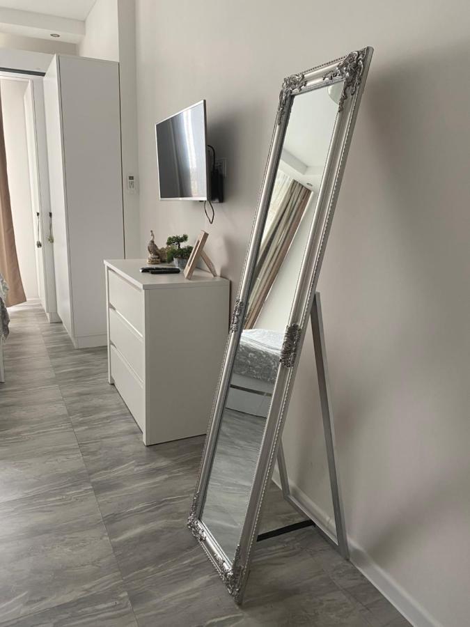 Pirosmani 18D, 12 Floor Apartment Батуми Екстериор снимка