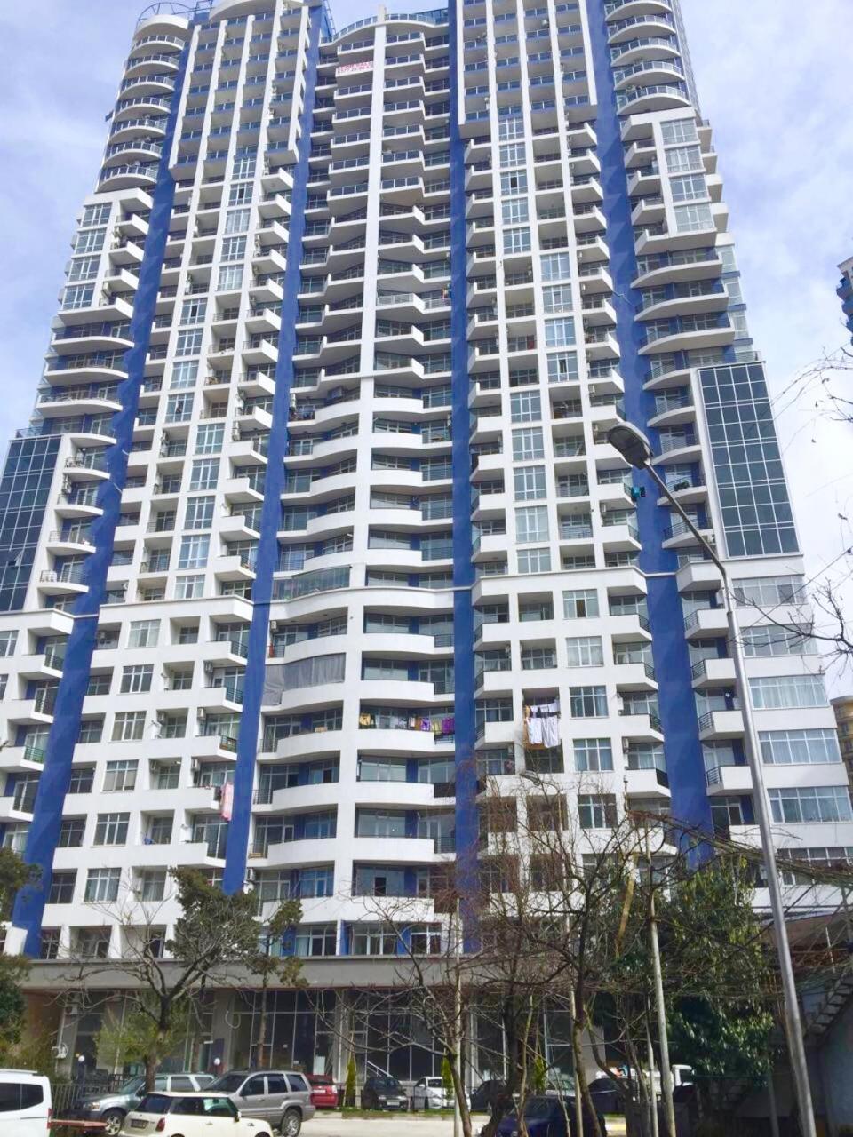 Pirosmani 18D, 12 Floor Apartment Батуми Екстериор снимка