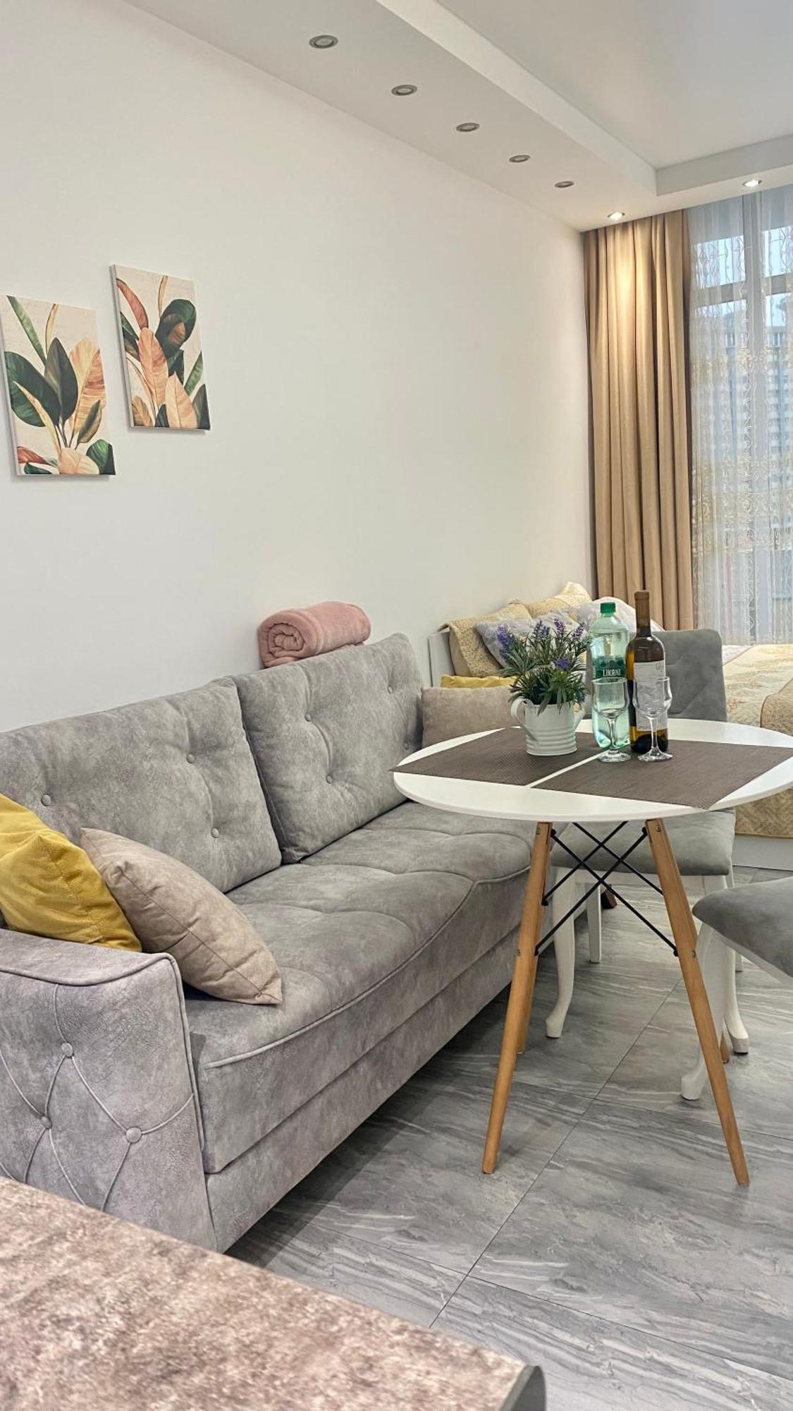 Pirosmani 18D, 12 Floor Apartment Батуми Екстериор снимка